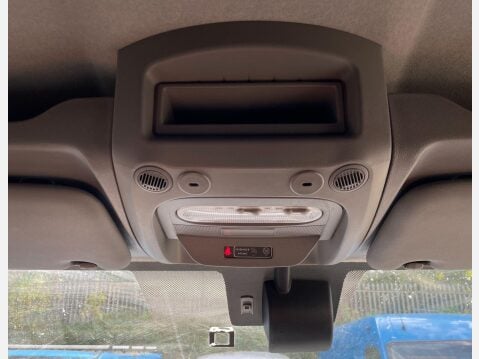 Renault Master 2.3 dCi ENERGY 35 Business Quickshift FWD LWB High Roof Euro 6 (s/s) 4dr 34