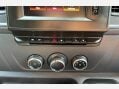 Renault Master 2.3 dCi ENERGY 35 Business Quickshift FWD LWB High Roof Euro 6 (s/s) 4dr 37