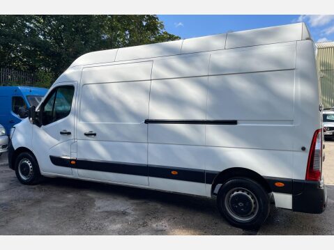 Renault Master 2.3 dCi ENERGY 35 Business Quickshift FWD LWB High Roof Euro 6 (s/s) 4dr 14
