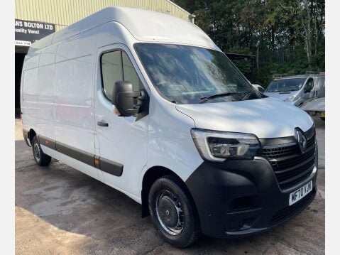 Renault Master 2.3 dCi ENERGY 35 Business Quickshift FWD LWB High Roof Euro 6 (s/s) 4dr 4
