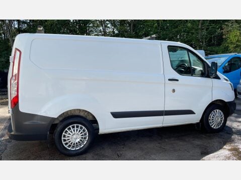 Ford Transit Custom 2.2 TDCi 290 L1 H1 5dr 8