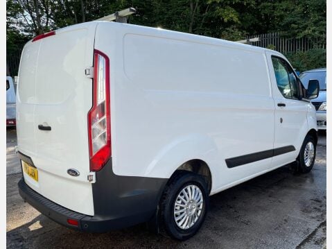 Ford Transit Custom 2.2 TDCi 290 L1 H1 5dr 9