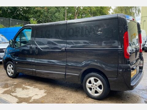 Vauxhall Vivaro 2.0 2900 CDTi Sportive FWD L3 4dr 13