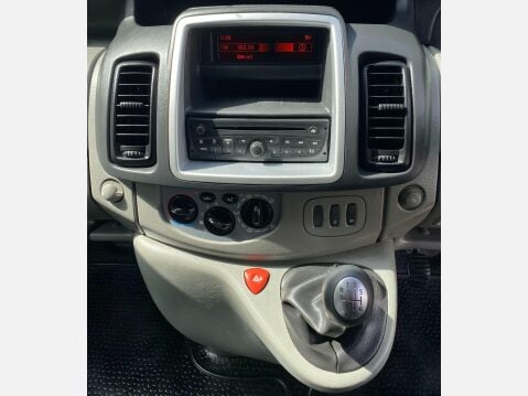 Vauxhall Vivaro 2.0 2900 CDTi Sportive FWD L3 4dr 28