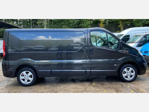 Vauxhall Vivaro 2.0 2900 CDTi Sportive FWD L3 4dr 6