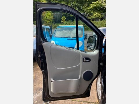 Vauxhall Vivaro 2.0 2900 CDTi Sportive FWD L3 4dr 29