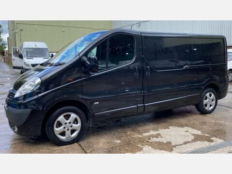 Vauxhall Vivaro 2.0 2900 CDTi Sportive FWD L3 4dr 18