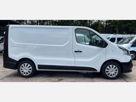 Renault Trafic 1.6 dCi 27 Business SWB Standard Roof Euro 6 5dr 6