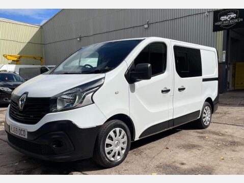 Renault Trafic 1.6 dCi 27 Business SWB Standard Roof Euro 6 5dr 18