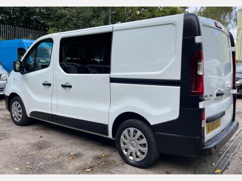 Renault Trafic 1.6 dCi 27 Business SWB Standard Roof Euro 6 5dr 13