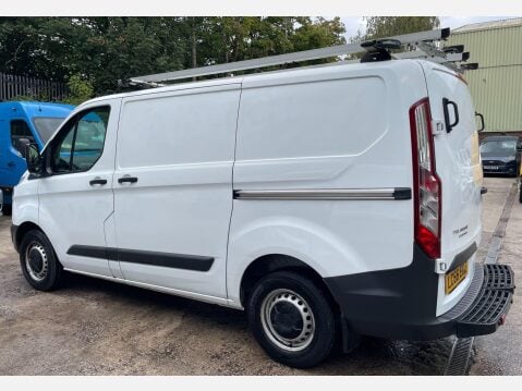 Ford Transit Custom 2.0 TDCi 250 Panel Van 5dr Diesel Manual L1 H1 (163 g/km, 104 bhp) 15