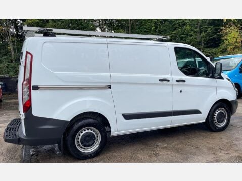 Ford Transit Custom 2.0 TDCi 250 Panel Van 5dr Diesel Manual L1 H1 (163 g/km, 104 bhp) 9