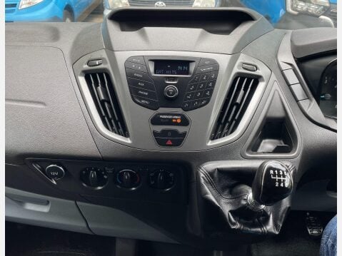 Ford Transit Custom 2.0 TDCi 250 Panel Van 5dr Diesel Manual L1 H1 (163 g/km, 104 bhp) 32
