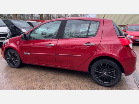 Renault Clio 1.6 VVT Initiale TomTom Auto Euro 4 5dr 11