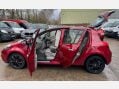 Renault Clio 1.6 VVT Initiale TomTom Auto Euro 4 5dr 13