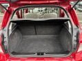 Renault Clio 1.6 VVT Initiale TomTom Auto Euro 4 5dr 9