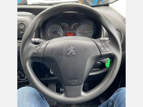 Peugeot Bipper 1.3 HDi Professional Panel Van 3dr Diesel Manual FWD L1 H1 (119 g/km, 75 bh 27