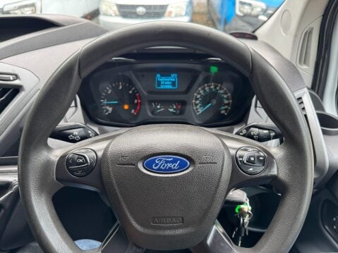 Ford Transit Custom 2.0 TDCi 250 Panel Van 5dr Diesel Manual L1 H1 (163 g/km, 104 bhp) 32