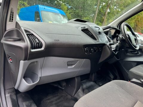Ford Transit Custom 2.0 TDCi 250 Panel Van 5dr Diesel Manual L1 H1 (163 g/km, 104 bhp) 42