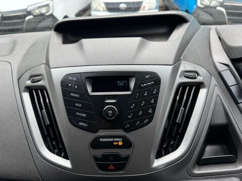 Ford Transit Custom 2.0 TDCi 250 Panel Van 5dr Diesel Manual L1 H1 (163 g/km, 104 bhp) 37