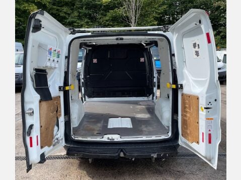 Ford Transit Custom 2.0 TDCi 250 Panel Van 5dr Diesel Manual L1 H1 (163 g/km, 104 bhp) 3