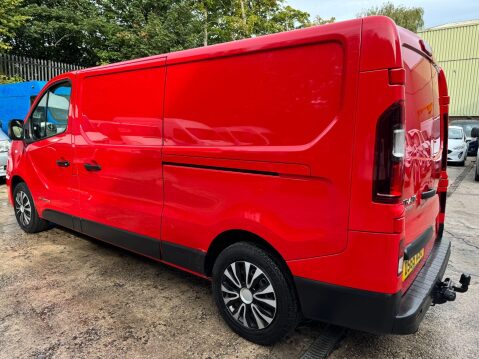 Renault Trafic 1.6 dCi ENERGY 29 Business+ Panel Van 5dr Diesel Manual LWB Standard Roof E 17