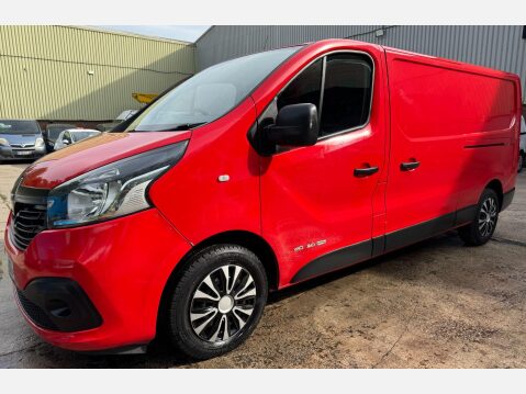 Renault Trafic 1.6 dCi ENERGY 29 Business+ Panel Van 5dr Diesel Manual LWB Standard Roof E 23