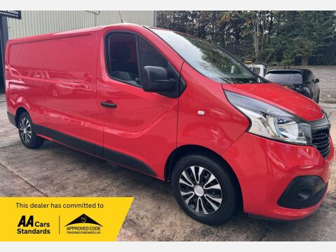 Renault Trafic 1.6 dCi ENERGY 29 Business+ Panel Van 5dr Diesel Manual LWB Standard Roof E 1