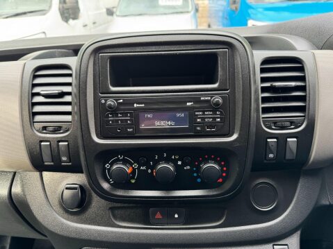 Renault Trafic 1.6 dCi ENERGY 29 Business+ Panel Van 5dr Diesel Manual LWB Standard Roof E 36