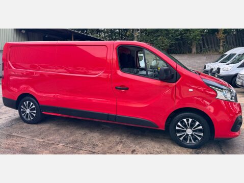 Renault Trafic 1.6 dCi ENERGY 29 Business+ Panel Van 5dr Diesel Manual LWB Standard Roof E 7