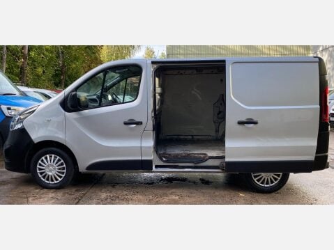 Vauxhall Vivaro 1.6 CDTi 2700 BiTurbo Panel Van 5dr Diesel Manual L1 H1 Euro 6 (s/s) (125 p 17