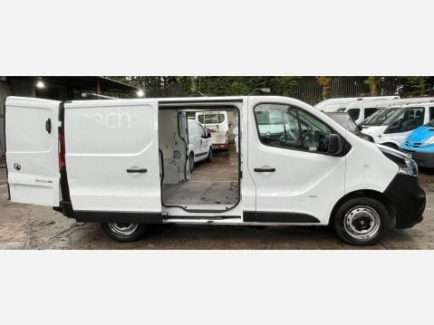 Vauxhall Vivaro 1.6 CDTi 2700 BiTurbo ecoFLEX Panel Van 5dr Diesel Manual L1 H1 Euro 5 (s/s 8