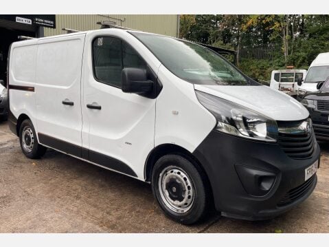 Vauxhall Vivaro 1.6 CDTi 2700 BiTurbo ecoFLEX Panel Van 5dr Diesel Manual L1 H1 Euro 5 (s/s 5