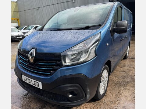 Renault Trafic 1.6 dCi ENERGY 27 Sport Nav Panel Van 5dr Diesel Manual SWB Standard Roof E 23