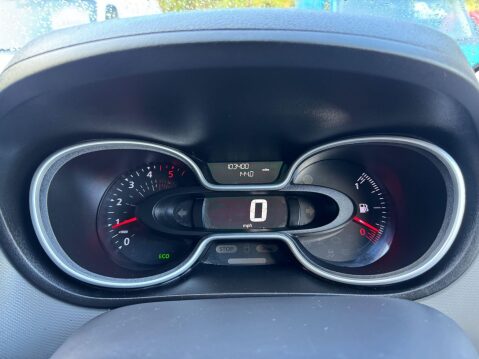 Renault Trafic 1.6 dCi ENERGY 27 Sport Nav Panel Van 5dr Diesel Manual SWB Standard Roof E 27