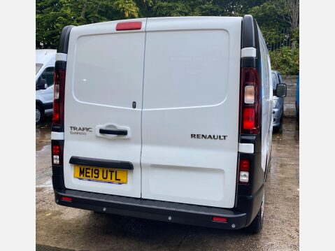 Renault Trafic 1.6 dCi 27 Business Panel Van 5dr Diesel Manual SWB Standard Roof Euro 6 (1 9
