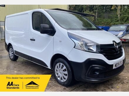Renault Trafic 1.6 dCi 27 Business Panel Van 5dr Diesel Manual SWB Standard Roof Euro 6 (9