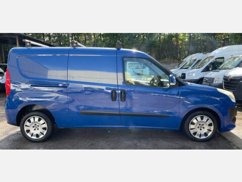 Fiat Doblo 1.6 JTD MultiJet 16v N1 SX Combi Van 4dr Diesel Comfort-Matic L1 (141 g/km, 9