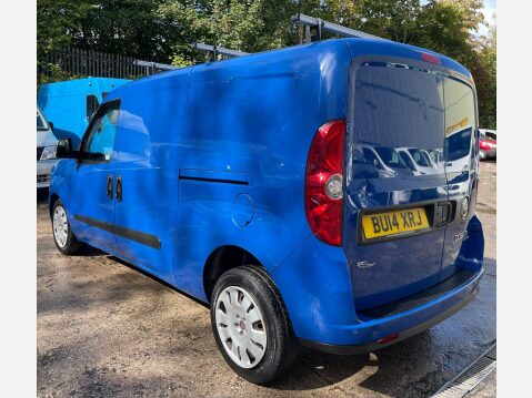 Fiat Doblo 1.6 JTD MultiJet 16v N1 SX Combi Van 4dr Diesel Comfort-Matic L1 (141 g/km, 15