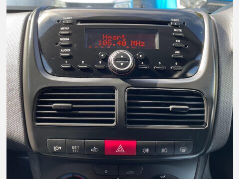 Fiat Doblo 1.6 JTD MultiJet 16v N1 SX Combi Van 4dr Diesel Comfort-Matic L1 (141 g/km, 30