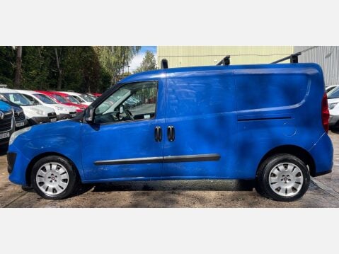 Fiat Doblo 1.6 JTD MultiJet 16v N1 SX Combi Van 4dr Diesel Comfort-Matic L1 (141 g/km, 17