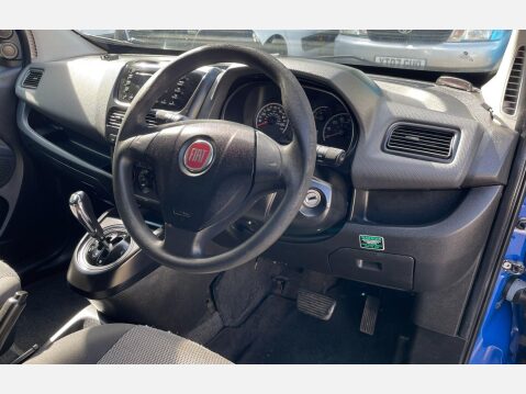 Fiat Doblo 1.6 JTD MultiJet 16v N1 SX Combi Van 4dr Diesel Comfort-Matic L1 (141 g/km, 27