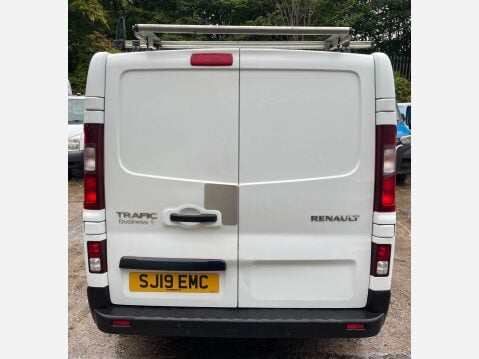 Renault Trafic 1.6 dCi 29 Business+ Panel Van 5dr Diesel Manual LWB Standard Roof Euro 6 ( 10