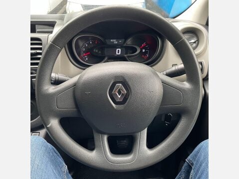 Renault Trafic 1.6 dCi 29 Business+ Panel Van 5dr Diesel Manual LWB Standard Roof Euro 6 ( 27