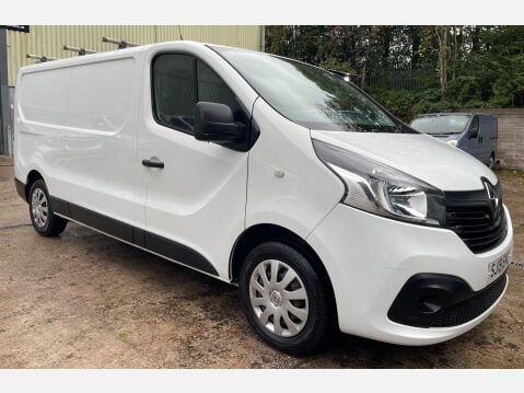 Renault Trafic 1.6 dCi 29 Business+ Panel Van 5dr Diesel Manual LWB Standard Roof Euro 6 ( 5