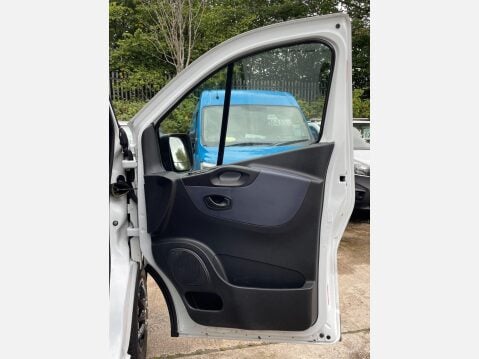 Vauxhall Vivaro 1.6 CDTi 2900 ecoFLEX L1 H1 Euro 5 (s/s) 5dr 29