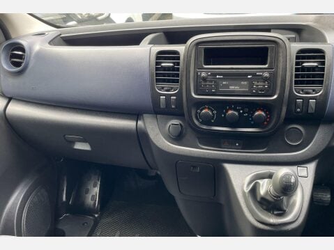 Vauxhall Vivaro 1.6 CDTi 2900 ecoFLEX L1 H1 Euro 5 (s/s) 5dr 41