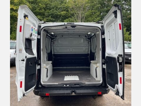 Vauxhall Vivaro 1.6 CDTi 2900 ecoFLEX L1 H1 Euro 5 (s/s) 5dr 18