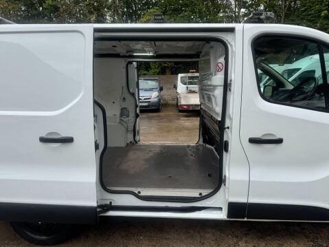 Vauxhall Vivaro 1.6 CDTi 2900 ecoFLEX L1 H1 Euro 5 (s/s) 5dr 10