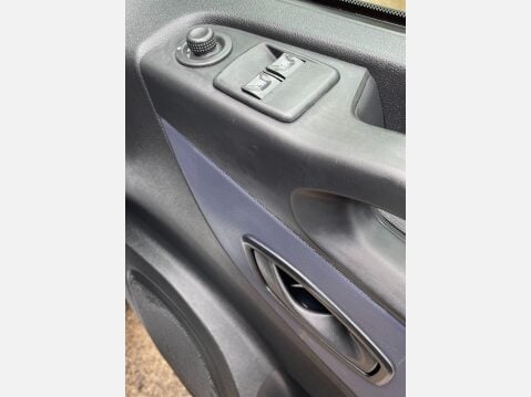 Vauxhall Vivaro 1.6 CDTi 2900 ecoFLEX L1 H1 Euro 5 (s/s) 5dr 30